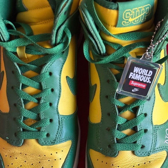 Supreme x Nike SB Dunk High By Any Means Brazil DN3741-700 - Picture 12 of 16